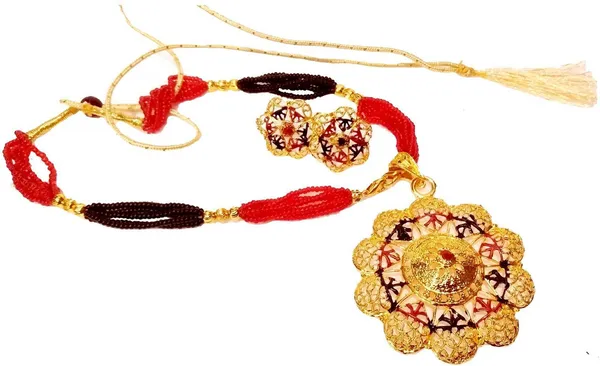 Assamese_Traditional_Gold_Plated_Red_Black_Colour_Tassel_Jewellery_Set_For_Women